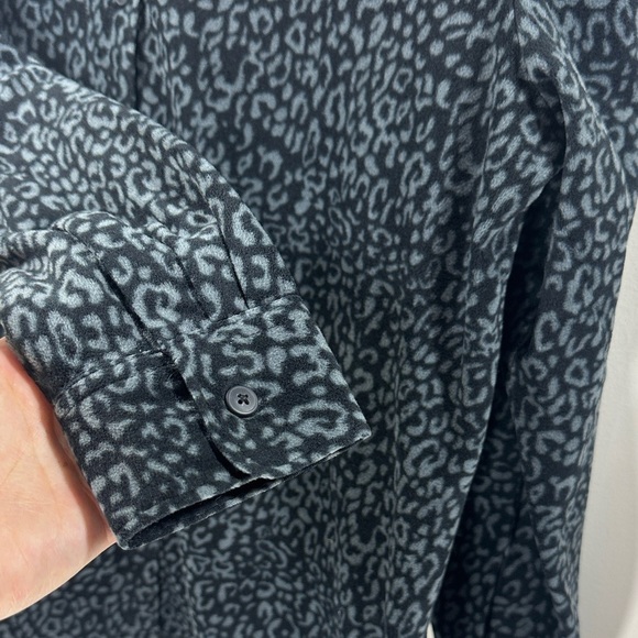 Lee Riders Black and Gray Animal Print Top Buttoned Fleece Leopard XL Sweatshirt - Picture 5 of 6